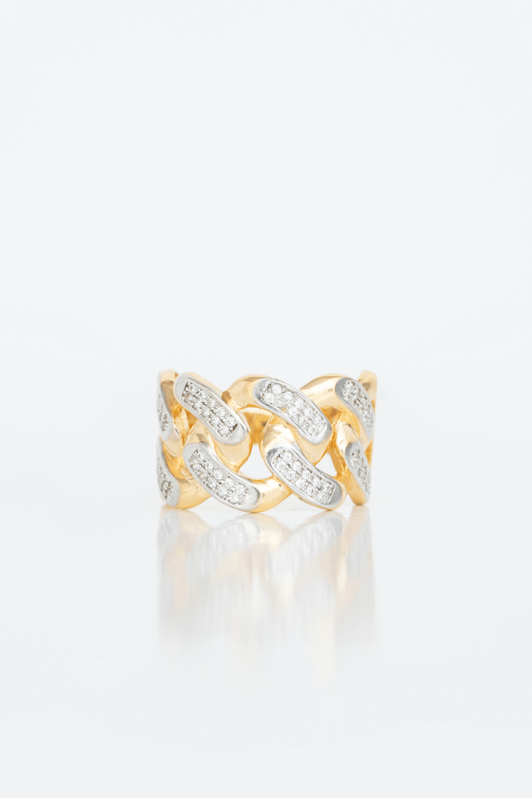 Anillo Eslabones en oro amarillo / Peso: 8,6 / Talla: 8 3/4