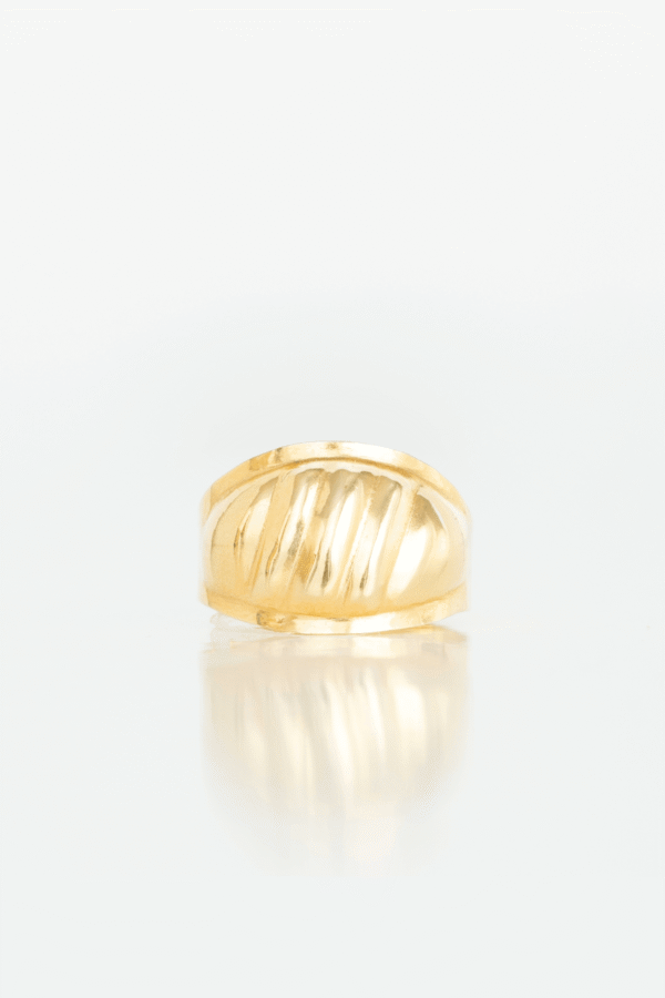Anillo Iris en oro amarillo / Peso: 2,1 / Talla: 5