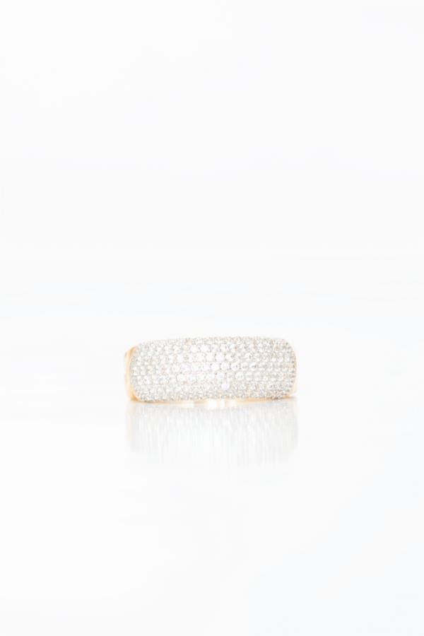 Anillo Windsor en oro amarillo / Peso: 5,9 / Talla: 7 1/2