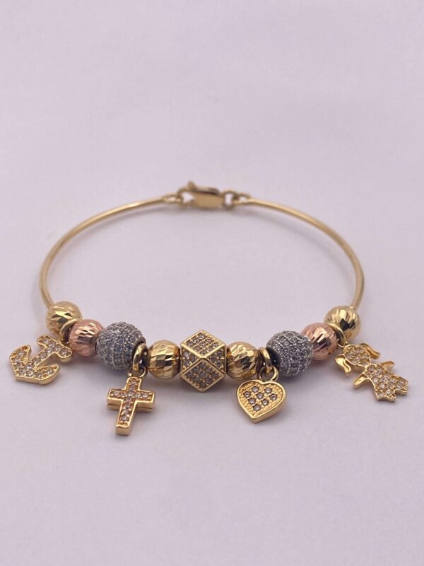 Brazalete tipo pandora en oro 18 kilates  - talla 15 cms