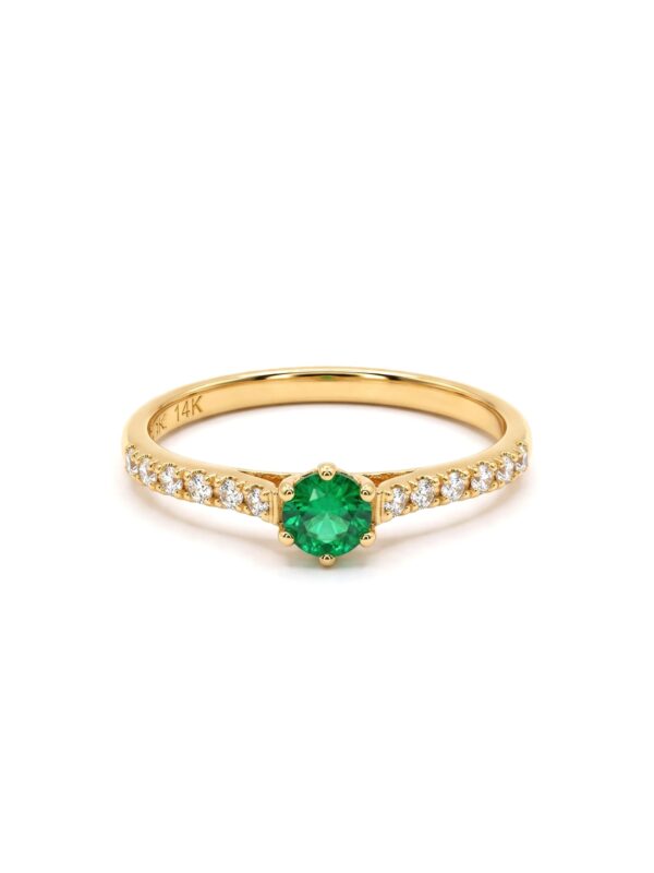 S630 ANILLO EN ORO AMARILLO CON ESMERALDA