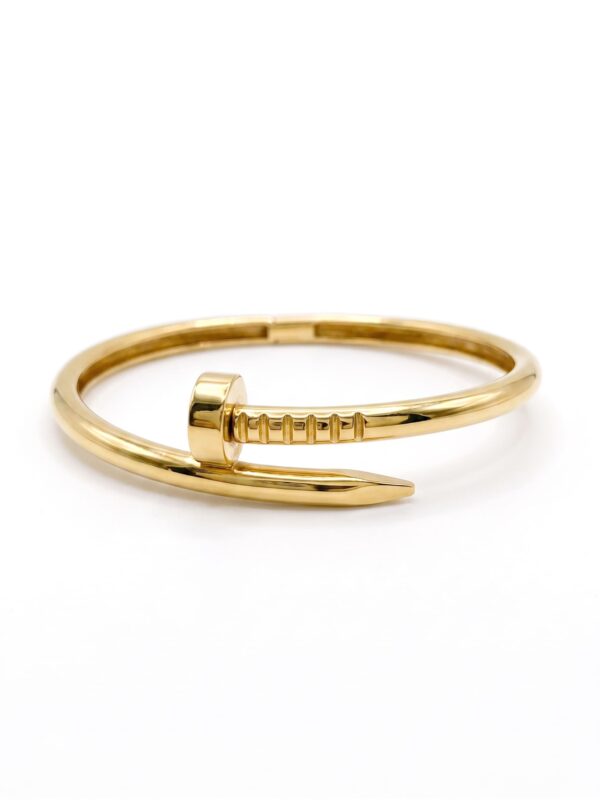 AR040 ANILLO EN ORO 18 KILATES