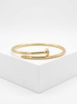 AR049 ARO PUNTILLA EN ORO 18 KILATES