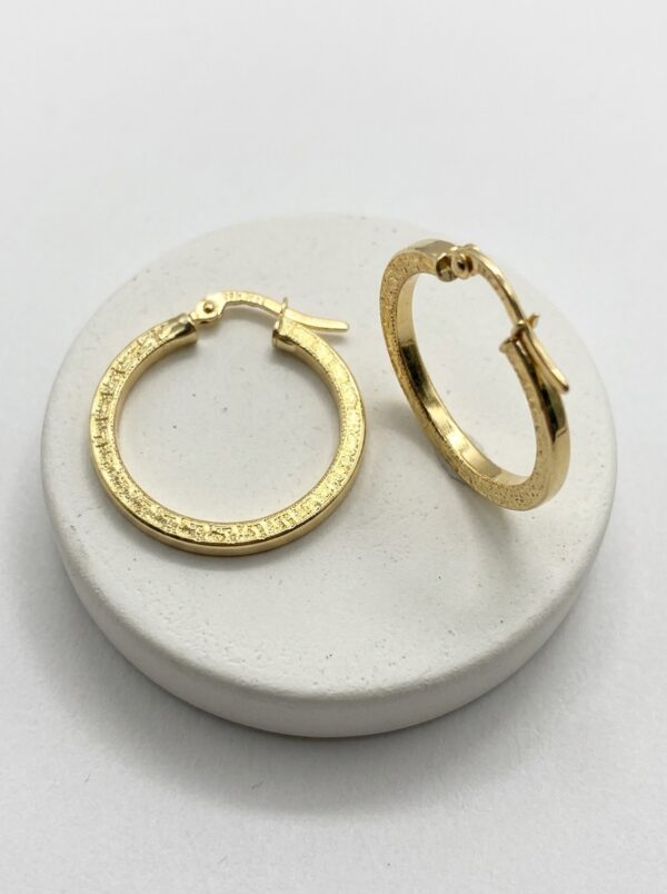 CAND030 CANDONGAS GRECA EN ORO 18 KILATES