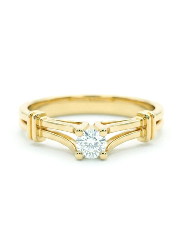 H3 ANILLO SOLITARIO CON DIAMANTE EN ORO 18 KILATES