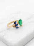 HM2 ANILLO JARDÍN CON PIEDRAS PRECIOSAS EN ORO 18 KILATES
