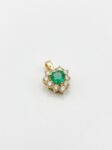 S672 DIJE CORAZÓN DE ESMERALDA CON DIAMANTES EN ORO 18 KILATES