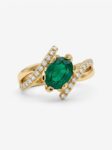 BOTAN35 ANILLO CON ESMERALDA OVALADA EN ORO 18 KILATES